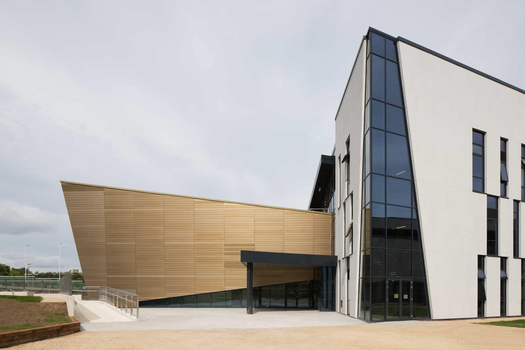 AC 0108 UCD QuinSchoolofBusinessExtension 0003